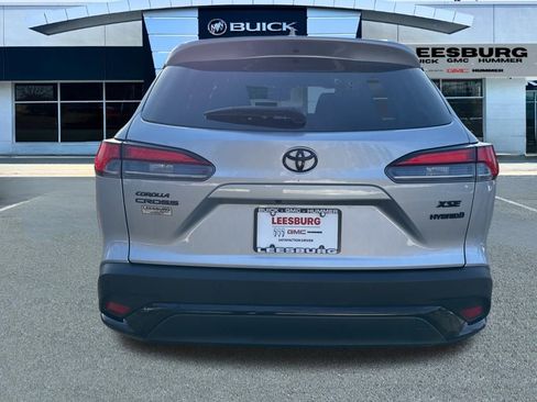 Used 2024 Toyota Corolla Cross XSE w/ Convenience Package image 6