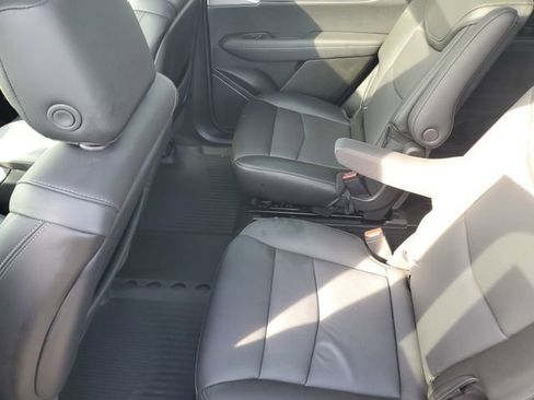 Certified 2024 Cadillac XT6 Sport w/ Technology Package AWD/4WD image 33
