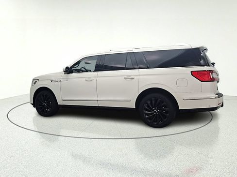 Used 2020 Lincoln Navigator L Reserve w/ Equipment Group 208A Reserve AWD/4WD image 5