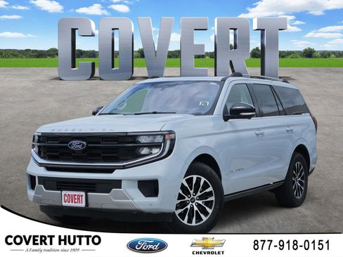 Used 2025 Ford Expedition Platinum AWD/4WD image 1