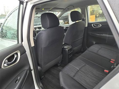Used 2016 Nissan Sentra SV image 17