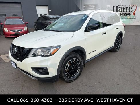 Used 2019 Nissan Pathfinder SV w/ Rock Creek Edition AWD/4WD image 3