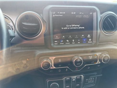 Used 2021 Jeep Wrangler Unlimited Sport AWD/4WD image 10