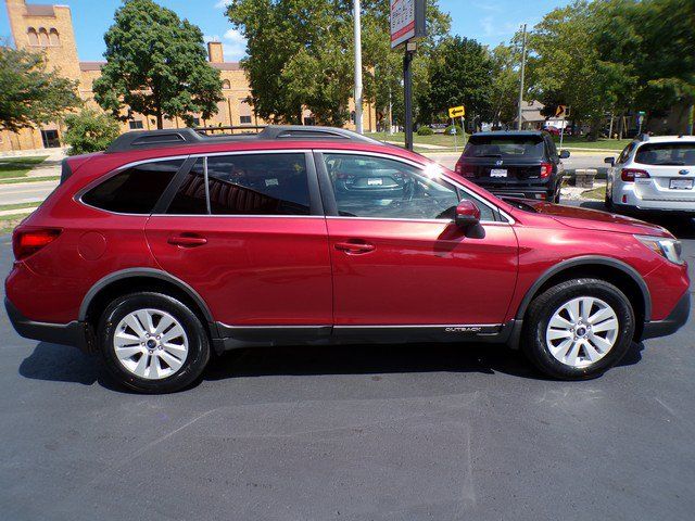 Used 2018 Subaru Outback 2.5i Premium AWD/4WD image 3