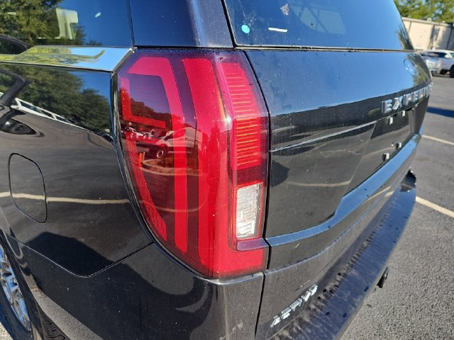 Used 2025 Ford Expedition Max Active AWD/4WD image 38