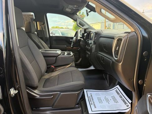 Used 2022 Chevrolet Silverado 1500 LT AWD/4WD image 12