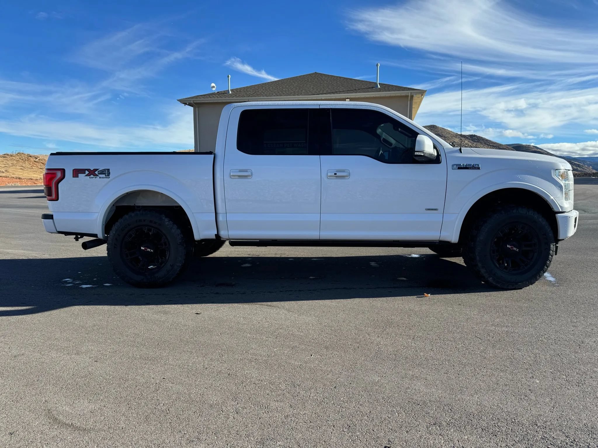 Used 2017 Ford F150 Lariat AWD/4WD image 12