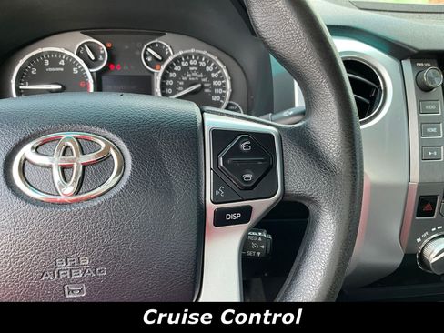 Used 2017 Toyota Tundra SR5 w/ SR5 Upgrade Package RWD image 11