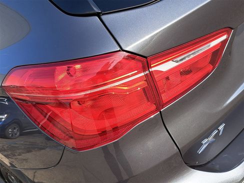 Used 2020 BMW X1 sDrive28i image 37