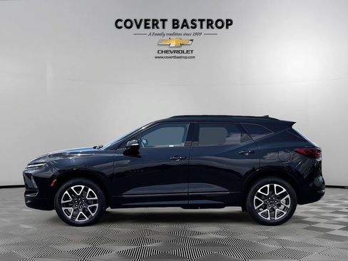 Certified 2025 Chevrolet Blazer RS w/ Enhanced Convenience Package FWD image 2