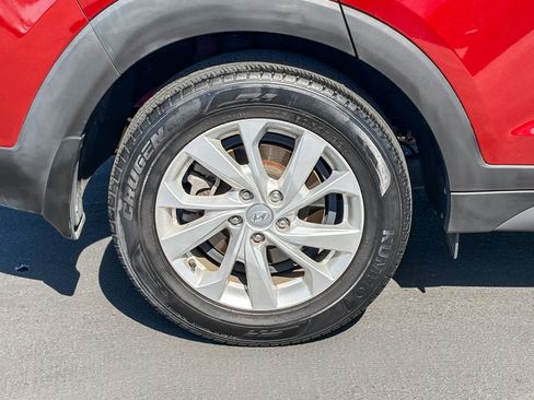 Used 2020 Hyundai Tucson SE image 10