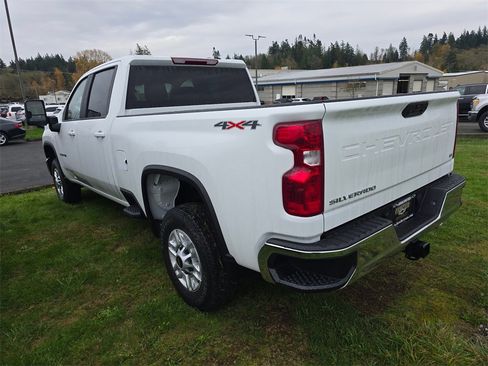 New 2026 Chevrolet Silverado 2500 LT image 5