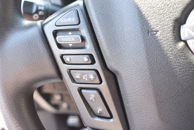Used 2024 Nissan Frontier SV RWD image 19