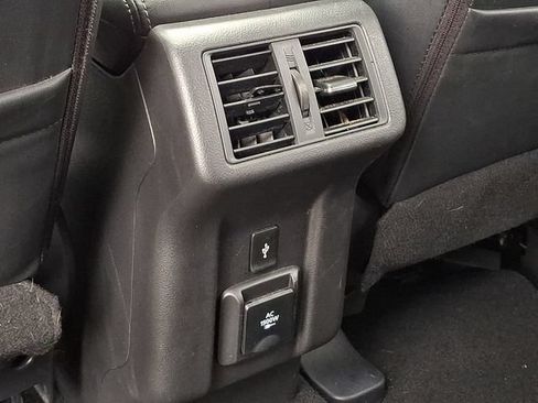 Used 2020 Mitsubishi Outlander SEL AWD/4WD image 18