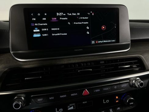 Used 2022 Kia Telluride EX w/ EX Premium Package image 18