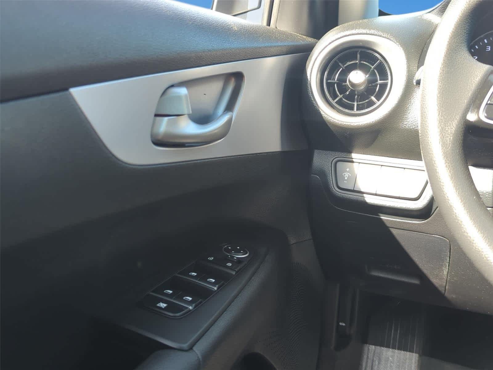 Used 2023 Kia Forte LXS w/ LXS Technology Package FWD image 20