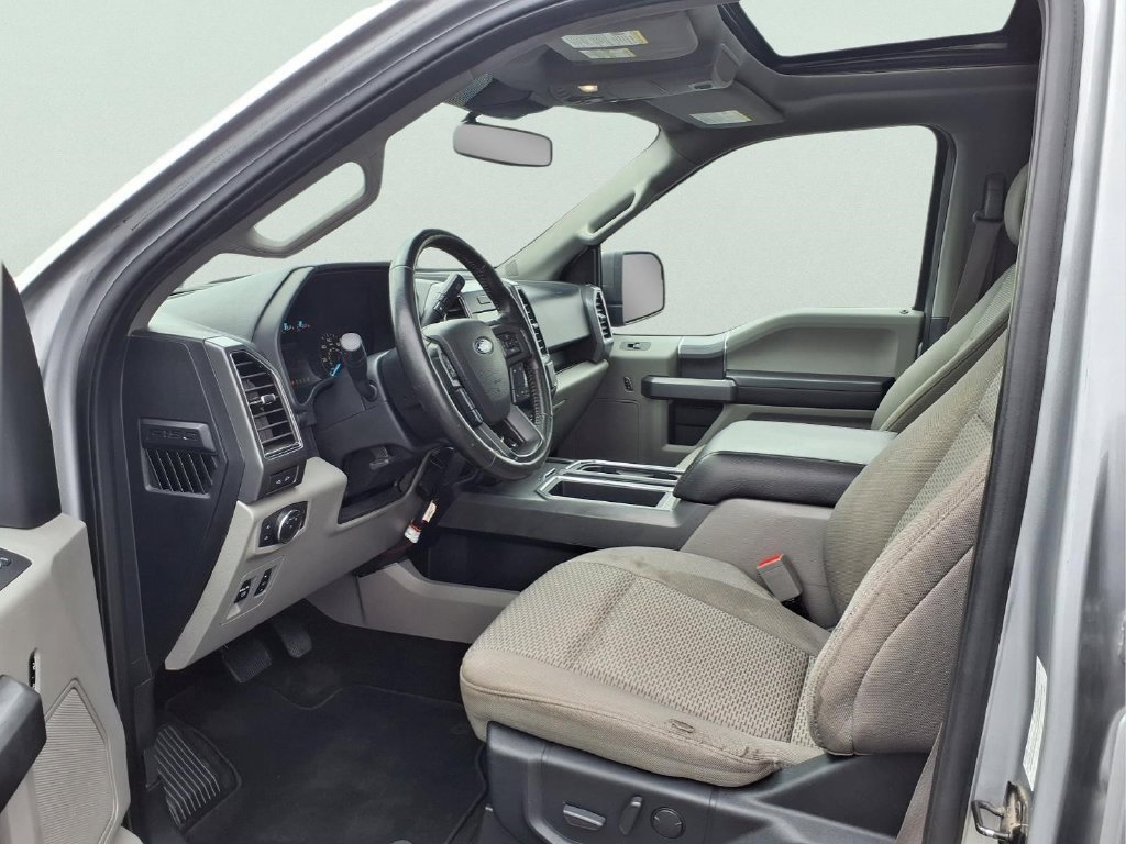 Used 2020 Ford F150 XLT w/ Equipment Group 302A Luxury AWD/4WD image 21