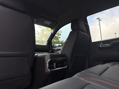 Used 2023 GMC Sierra 1500 Elevation w/ Preferred Package AWD/4WD image 61