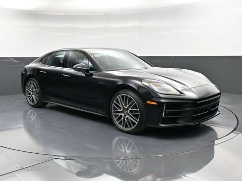 New 2026 Porsche Panamera 4 image 10