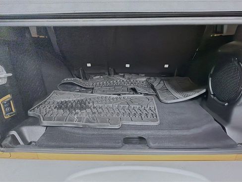 Used 2013 Jeep Wrangler Unlimited Sahara w/ Connectivity Group image 25