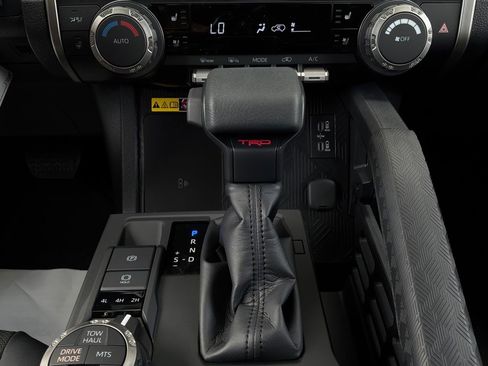 New 2026 Toyota 4Runner TRD Off-Road Premium AWD/4WD image 23