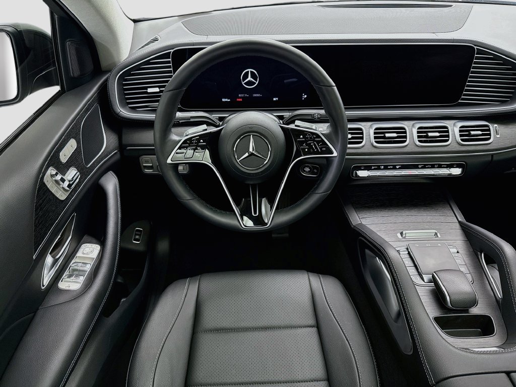 Certified 2026 Mercedes-Benz GLE 450 4MATIC Coupe image 10