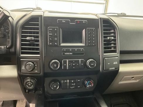Used 2019 Ford F150 XL w/ Equipment Group 101A Mid AWD/4WD image 10