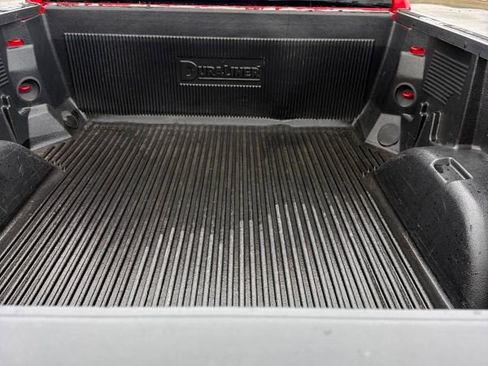 Used 2024 Chevrolet Silverado 1500 LT image 8