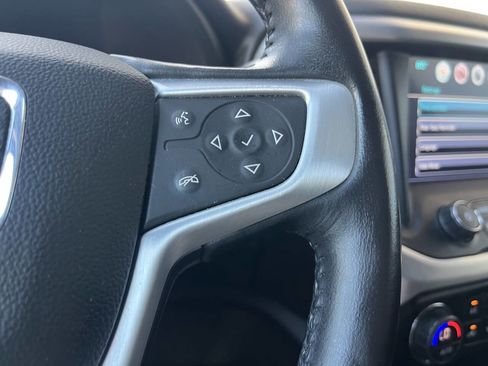 Used 2019 GMC Acadia SLT image 36