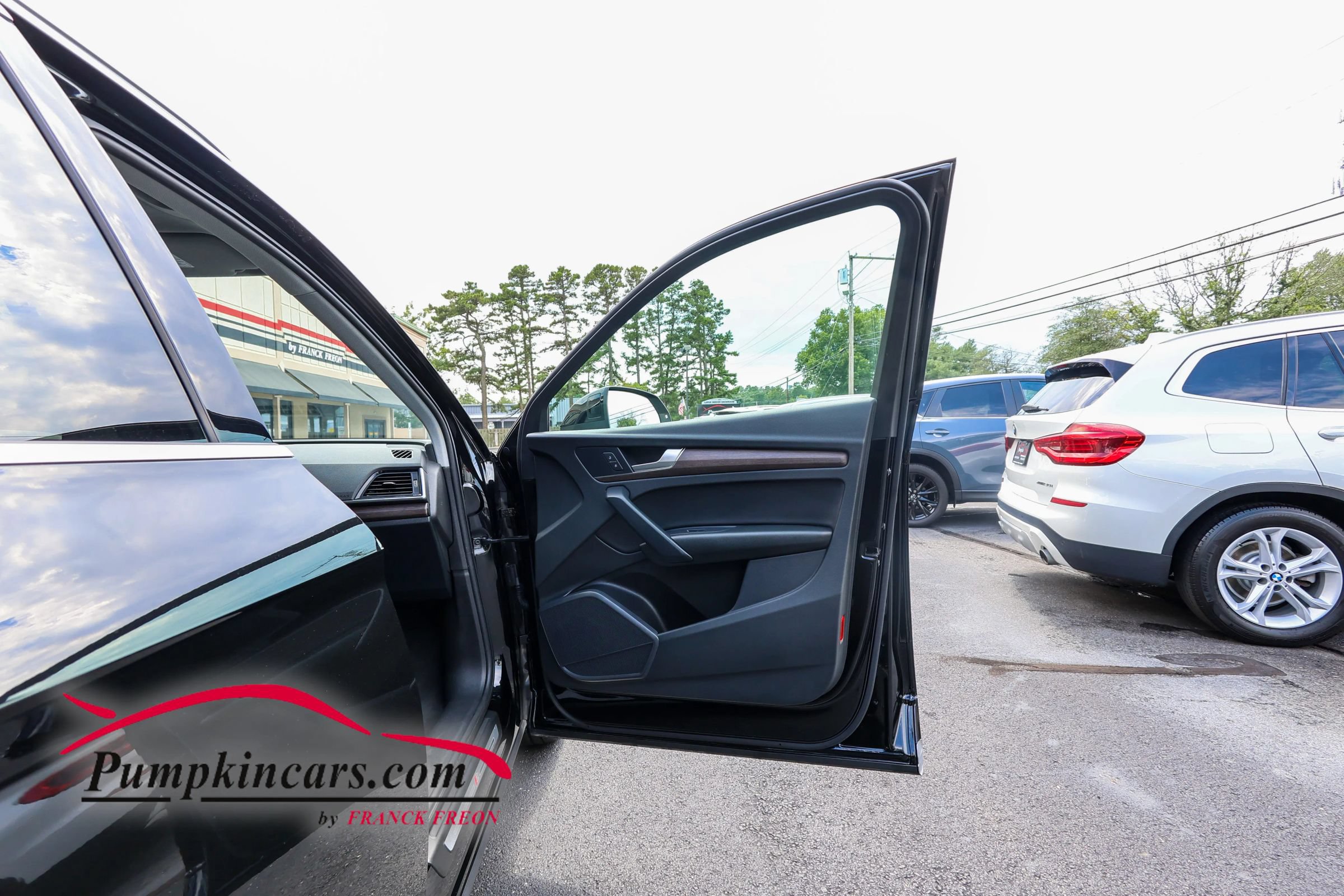 Used 2023 Audi Q5 2.0T Premium w/ Convenience Package AWD/4WD image 22