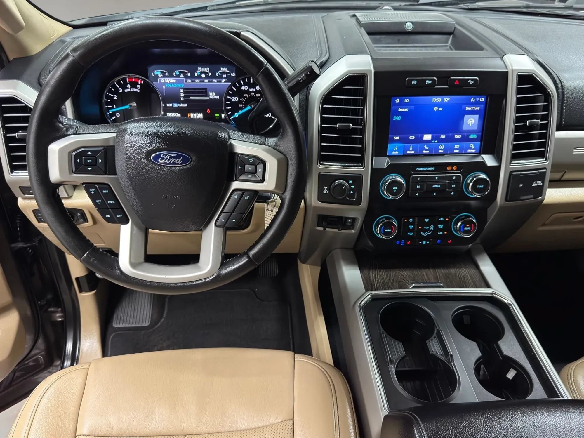 Used 2021 Ford F250 Lariat w/ Lariat Value Package AWD/4WD image 14