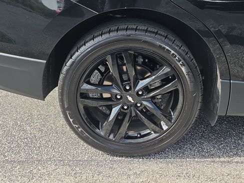 Certified 2020 Chevrolet Equinox LT w/ Midnight Edition FWD image 5