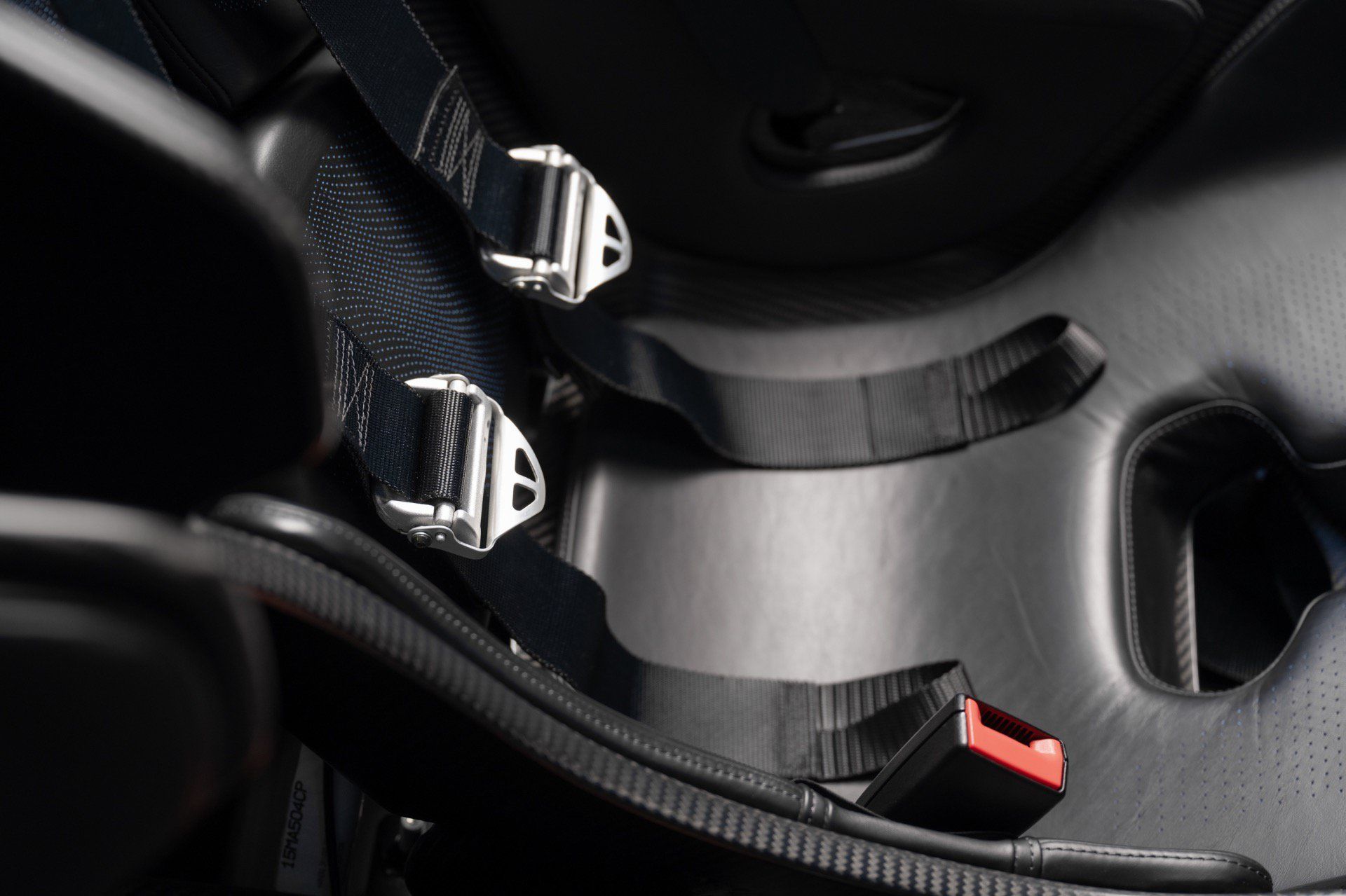 Used 2019 McLaren Senna RWD image 90