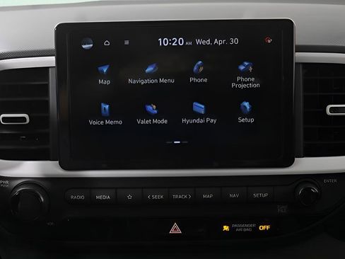 New 2025 Hyundai Venue Limited FWD image 16