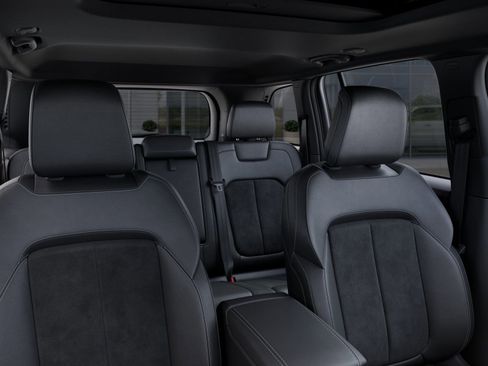 New 2026 Jeep Grand Cherokee Altitude image 34