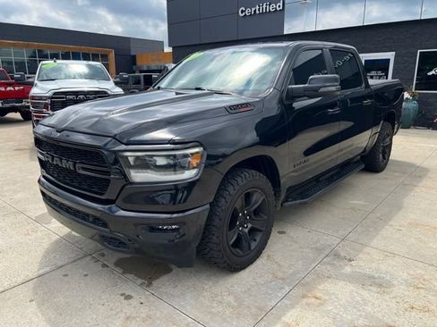 Used 2023 RAM 1500 Big Horn AWD/4WD image 3