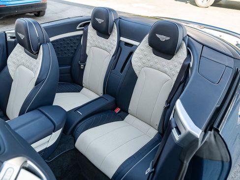 Used 2022 Bentley Continental GT image 10