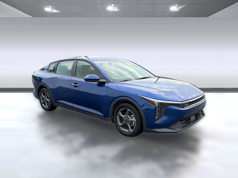 Used 2025 Kia K4 FWD image 7