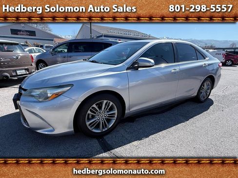 Used 2016 Toyota Camry SE FWD image 1