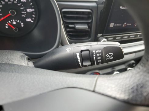Used 2023 Kia Rio S image 19