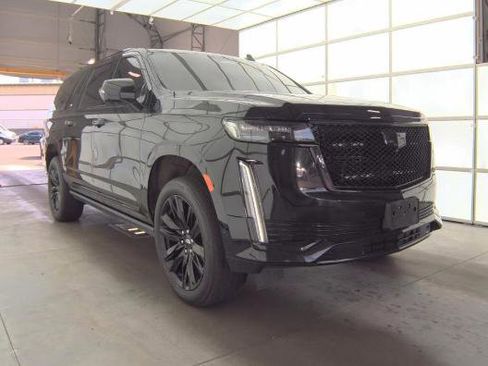 Used 2021 Cadillac Escalade ESV Sport Platinum AWD/4WD image 1