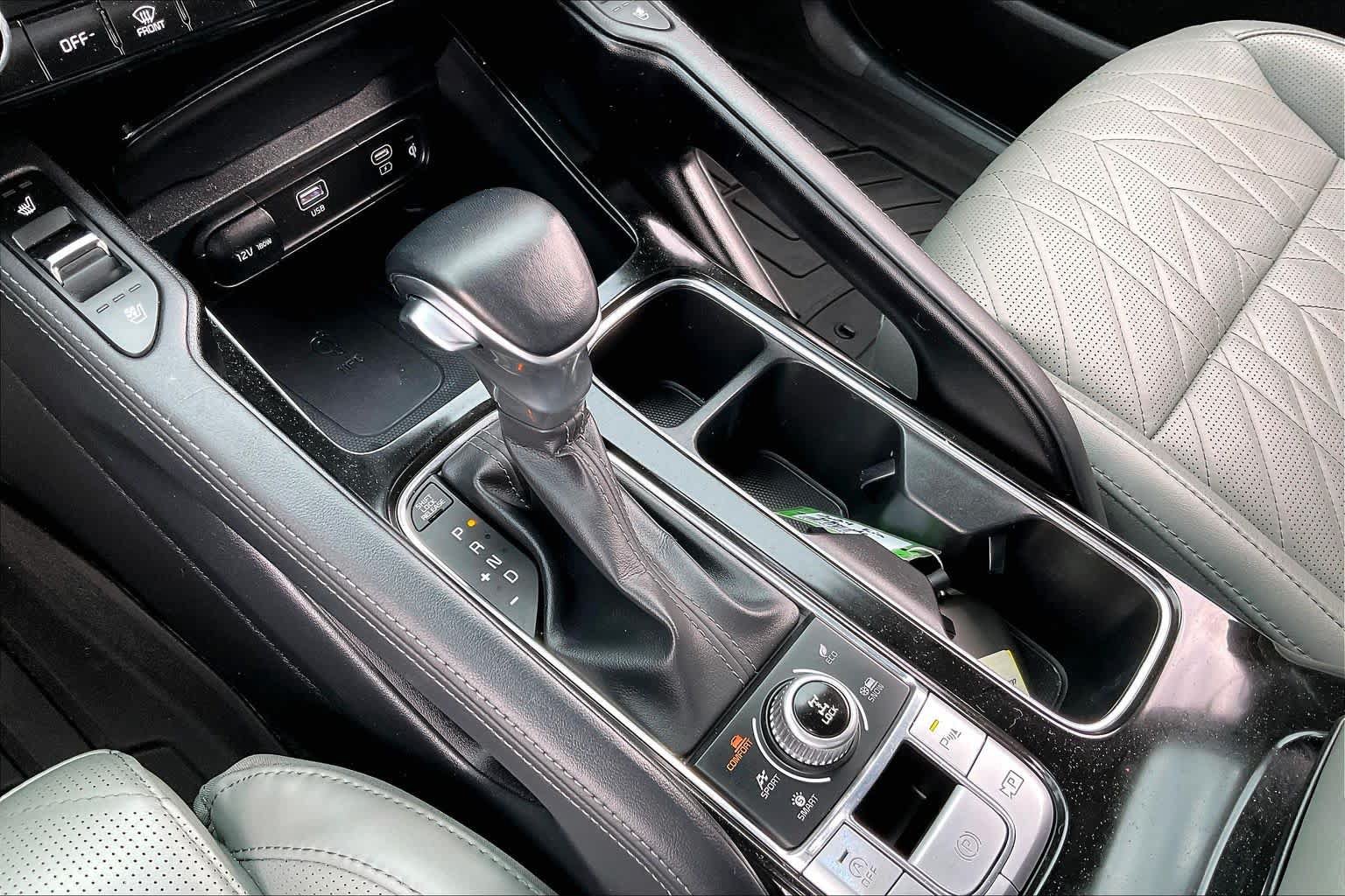 Used 2024 Kia Telluride SX Prestige X-Pro AWD/4WD image 28