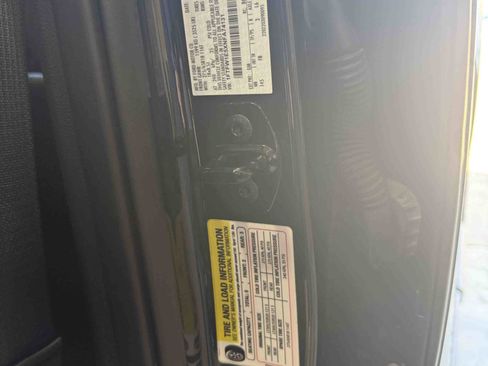 Used 2022 Ford F150 XLT w/ Equipment Group 302A High AWD/4WD image 15