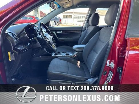 Used 2015 Kia Sorento LX AWD/4WD image 22