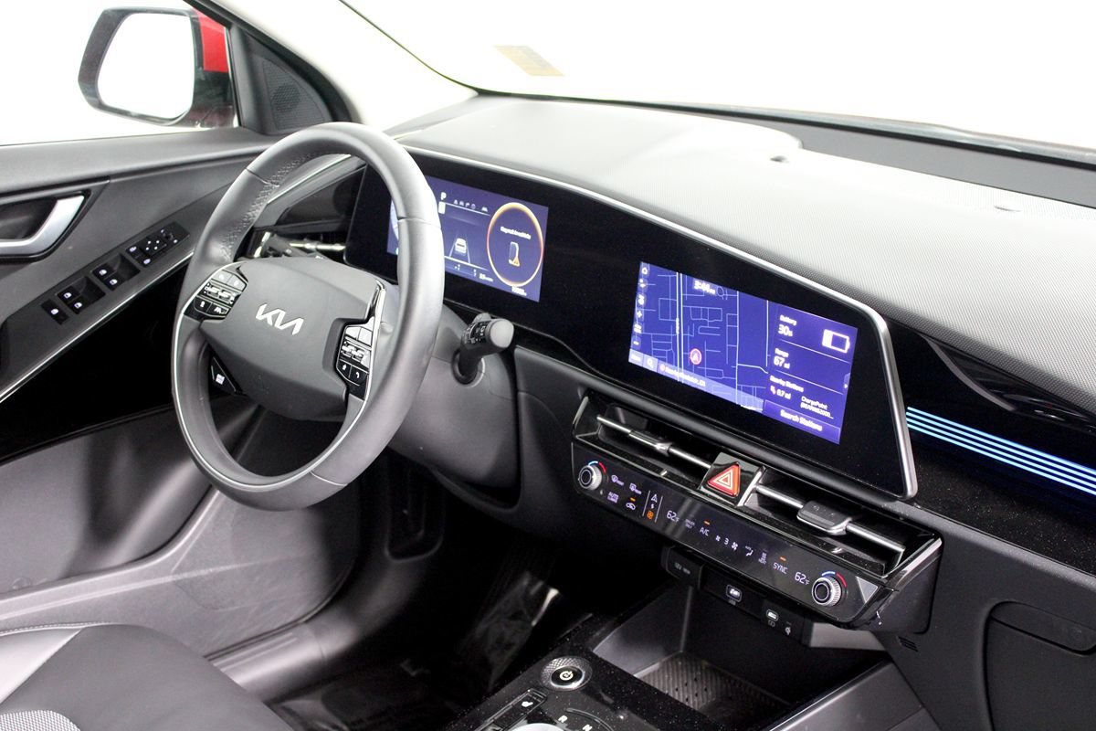 Used 2024 Kia Niro Wind FWD image 9