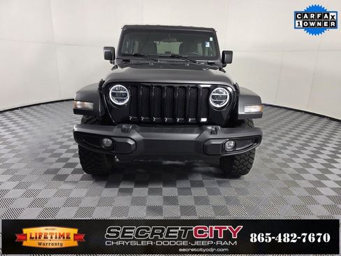 Used 2022 Jeep Wrangler Unlimited Willys image 2