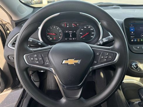 Used 2024 Chevrolet Malibu LT image 16