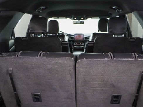 Used 2022 Ford Explorer ST w/ ST Street Pack image 30