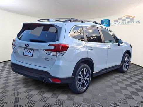 Used 2022 Subaru Forester Limited AWD/4WD image 6