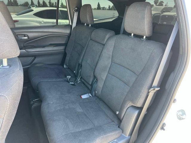 Used 2022 Honda Pilot Sport image 14